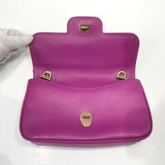 Salvatore Ferragamo Luciana Shoulder Bag Pink - Picture 5 of 9